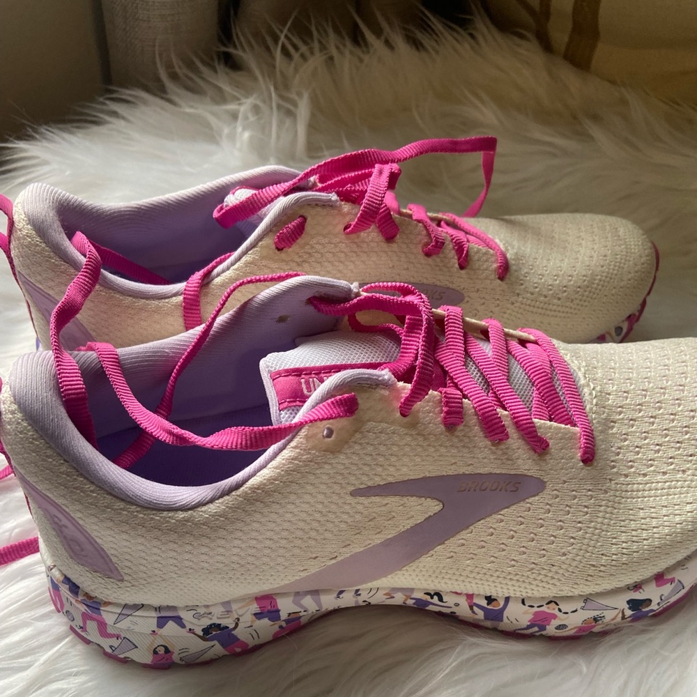 Brand New Brooks Running Sneaker